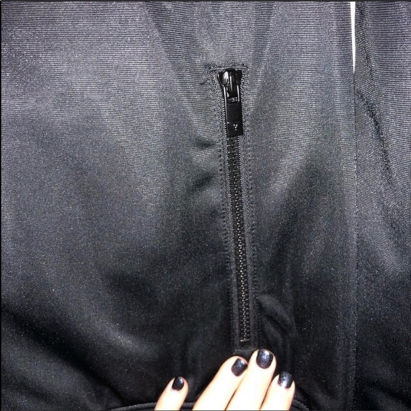 Guess men sweater. - Picture 3 of 5